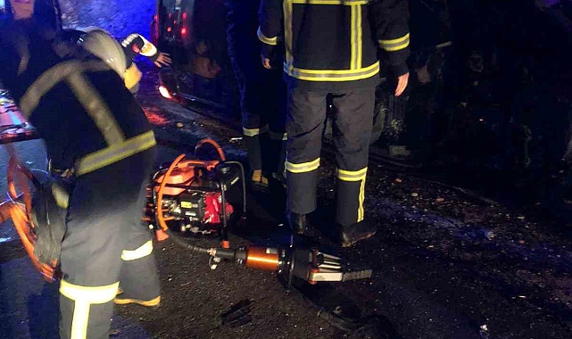 Bingöl-Elazığ karayolunda trafik kazası: 2 kişi hayatını kaybetti