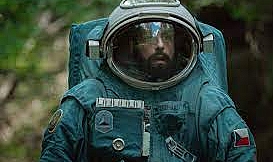 Bir Astronotun Sonsuz Yolculuğu Filmi Konusu ve Oyuncuları