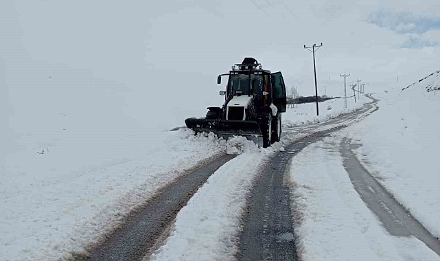 Bitlis'te 45 köy yolu ulaşıma kapandı
