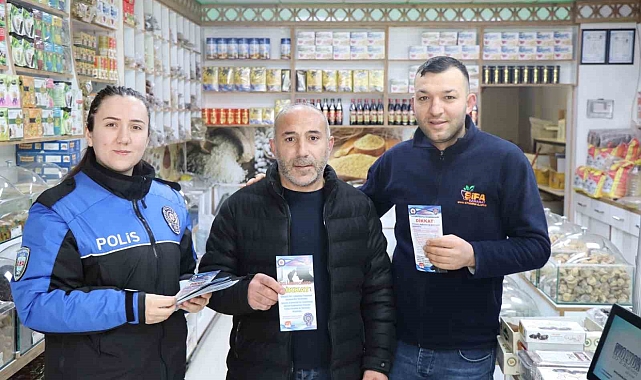 Bitlis'te emniyet görevlilerince vatandaşlar dolandırıcılık hakkında bilgilendirildi