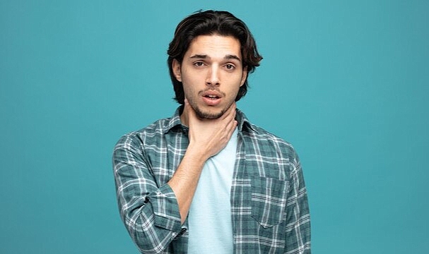 Boğaz ağrısına ne iyi gelir? Boğaz ağrısı nasıl geçer?