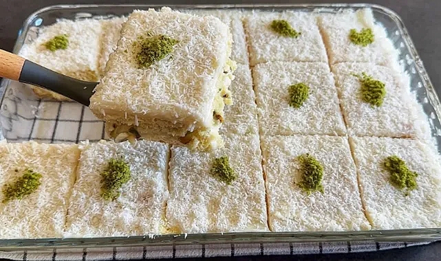 Bu tatlıyı yemeden duramayacaksınız: Kremasıyla mest eden Kardelen Tatlısı tarifi