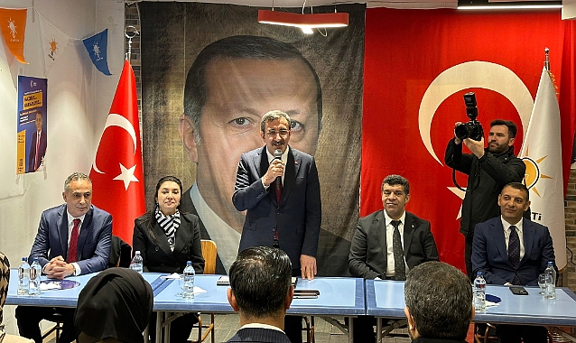Cumhurbaşkanı yardımcısı Cevdet Yılmaz AK Parti Ağrı Seçim Koordinasyon Merkezini ziyaret etti