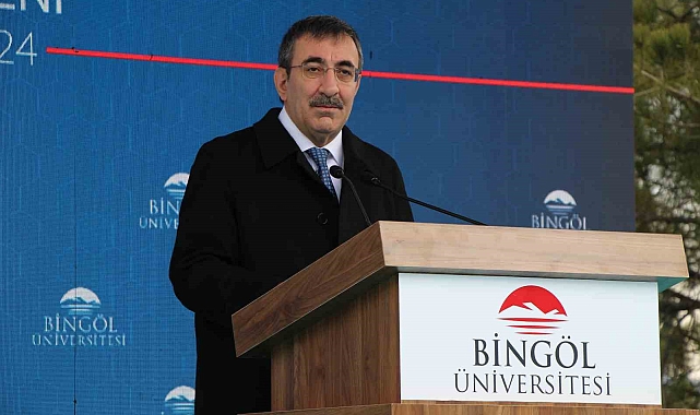 Cumhurbaşkanı Yardımcısı Yılmaz: "Bingöl Üniversitesi arı ve arı ürünleri alanında ihtisaslaşan, uzmanlaşan tek üniversitemizdir"