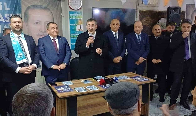 Cumhurbaşkanı Yardımcısı Yılmaz Malazgirt'te