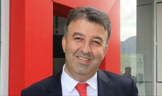 Cüneyt Özbek kimdir? CHP Hakkari Belediye Başkan Adayı Cüneyt Özbek kaç yaşında, nereli?