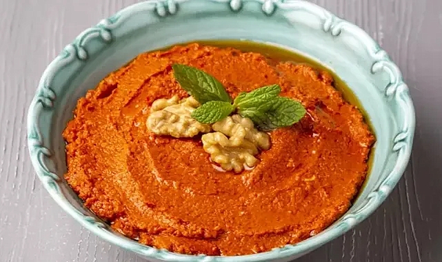 Damak çatlatan Muhammara nasıl yapılır?