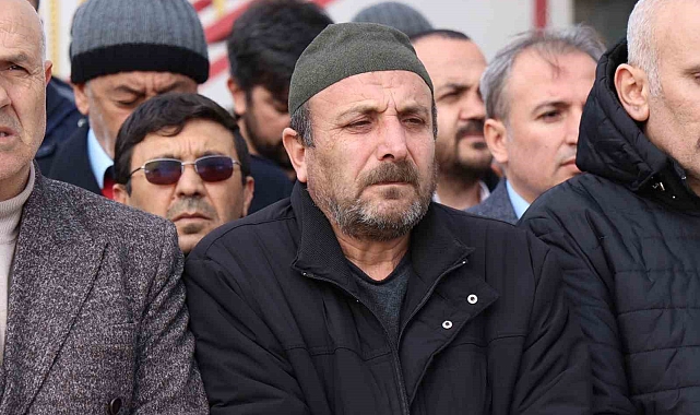 Darıca'da öldürülen genç kadın memleketi Erzurum'da toprağa verildi