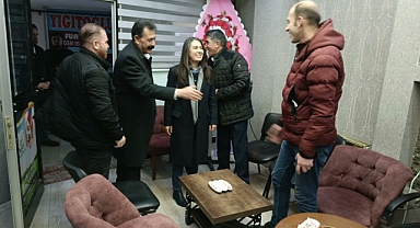 Dem Parti Ağrı adaylarından esnaf ziyareti