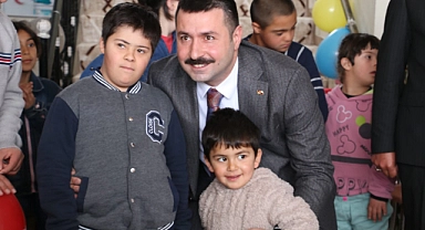 Diyadin Kaymakamı Karali, Down Sendromlu çocuklarla buluştu