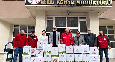 Doğubayazıt’ta yardım kolileri ihtiyaç sahiplerine ulaşıyor