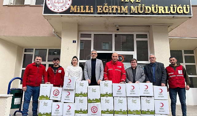 Doğubayazıt’ta yardım kolileri ihtiyaç sahiplerine ulaşıyor