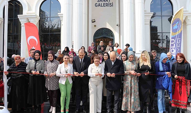 'Epoksi Sergisi'ne kadınlardan yoğun ilgi