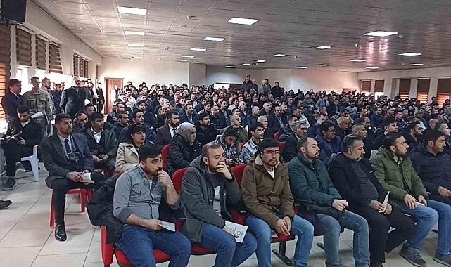 Erciş'te seçimde görev alacaklar için eğitim toplantısı yapıldı