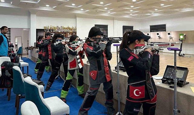 Erzincan'da derece için silahlar çekildi