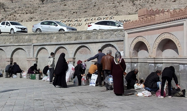 Erzincanlılar 'ekşisu' ile iftar açıyor