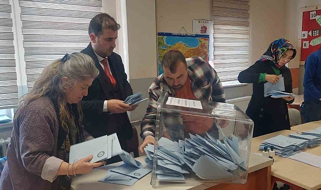 Erzurum'da oy sayım işlemi başladı