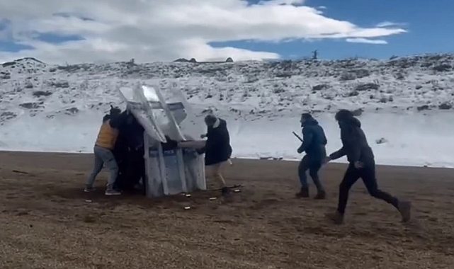 Erzurum'da polisin tatbikatı gerçeği aratmadı