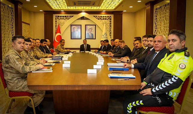 Hakkari'de asayiş toplantısı yapıldı