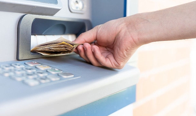 Halkbank Emeklilere Müjdeli Haber Verdi: Zamlı Promosyonlar Duyuruldu!