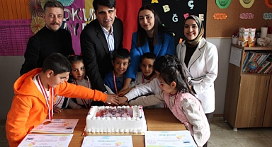 Hamur’da miniklerin okuma bayramı sevinci