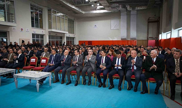 "İnsanı yaşat ki devlet yaşasın"