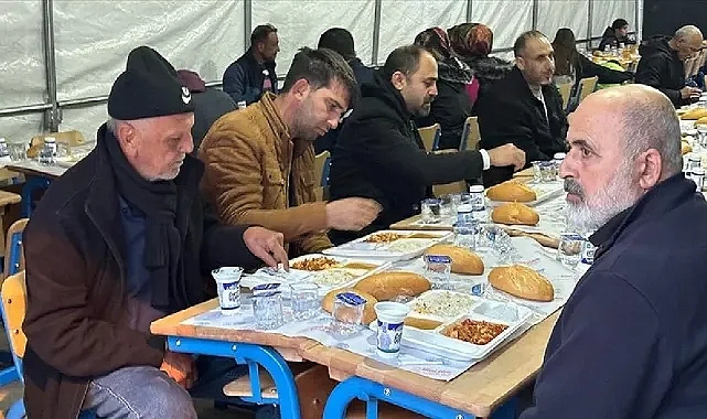 İzmir 2024 Ramazan iftar çadırı yerleri İzmir iftar çadırı nerede? İzmir İftar çadırları nerede kurulacak?