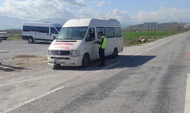 Jandarma ekipleri 2 bin 76 şahsı sorguladı