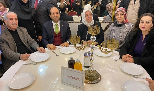 AK Parti Erciş Belediye Başkan Adayı Fatih Çiftçi, 8 Mart Dünya Kadınlar Günü'nde Kadın Kolları Başkanı, Üyeler ve Seçmenleriyle Bir Araya Geldi