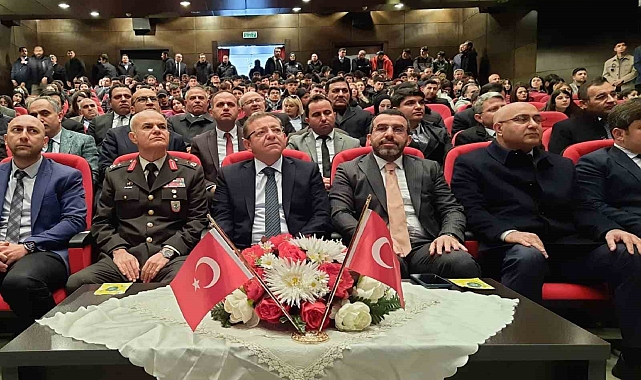 Kars'ta, İstiklal Marşı'nın kabulünün 103. Yılıdönümü etkinliği