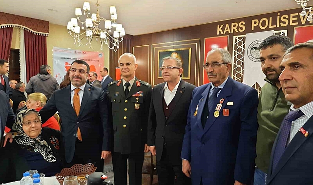 Kars'ta şehit aileleri ve gaziler iftarda buluştu