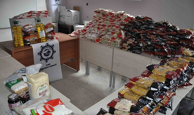 Kars'ta Yardımeli Derneği'nden Ramazan yardımı