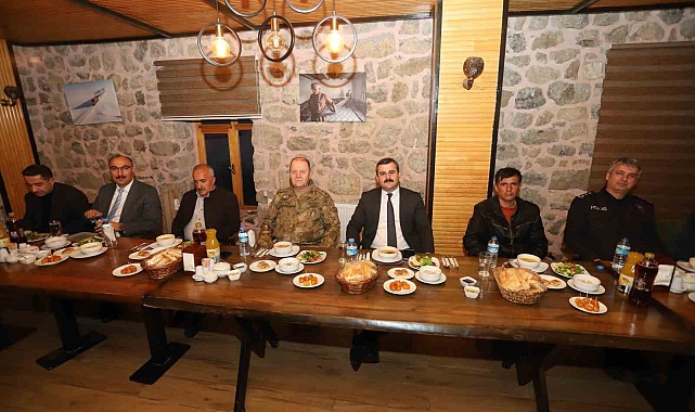 Kaymakam Kumcu, şehit aileleriyle bir araya geldi