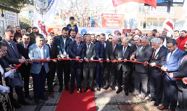 Kosova'nın milli kahramanının ismi Turgutlu'da ölümsüzleşti