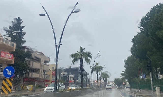 Marmaris'te sağanak yağış
