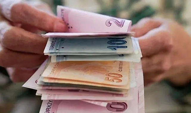 Emekli Bayram İkramiyeleri 3 Bin Liraya Yükseltildi!