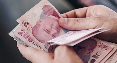 Memur ve Emekli Maaşları 2024: Nisan Ayı Ödemeleri ve Bayram Öncesi Ödeme Mümkünlüğü