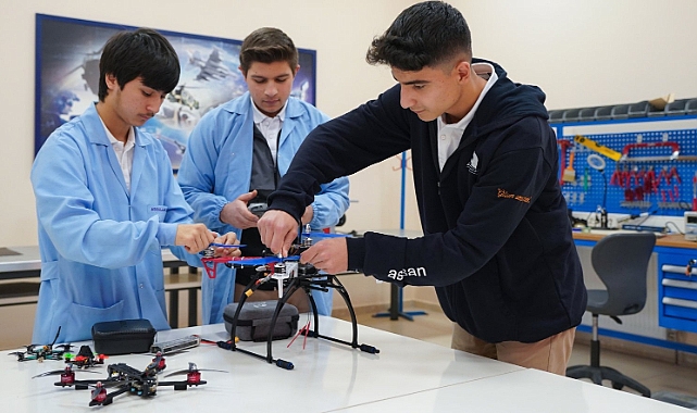 Mesleki Ve Teknik Eğitim Kurumlarında Karekod Uygulaması