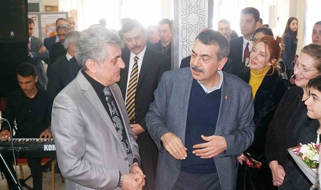 Milli Eğitim Bakanı Yusuf Tekin; "Raci Alkır Erzurum için bir değerdir"