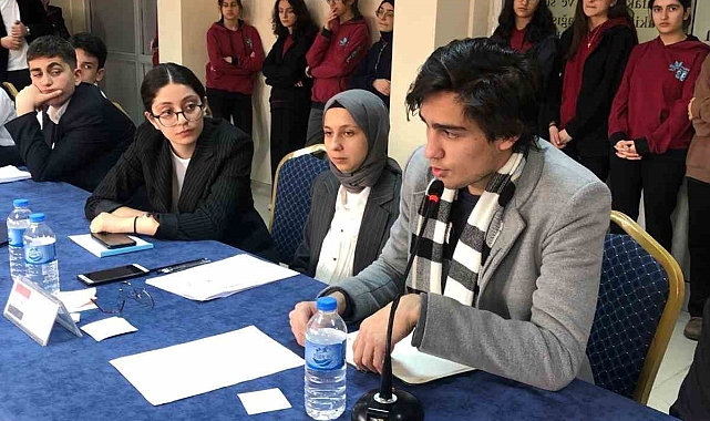 'Model Birleşmiş Milletler' rüzgarı Sosyal Bilimler'de