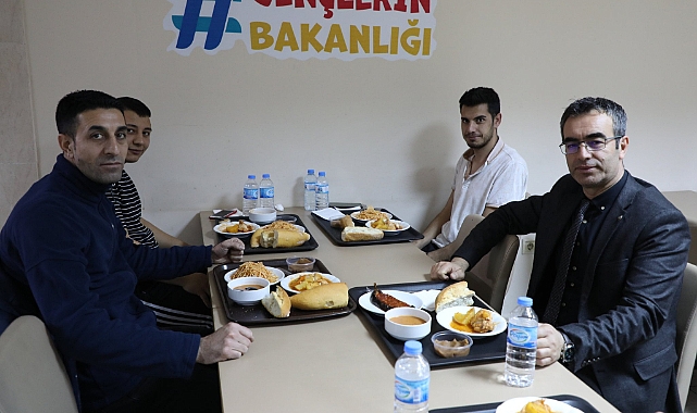 Müdür Fedai Din, Patnos Öğrenci Yurdu’nda iftarını açtı