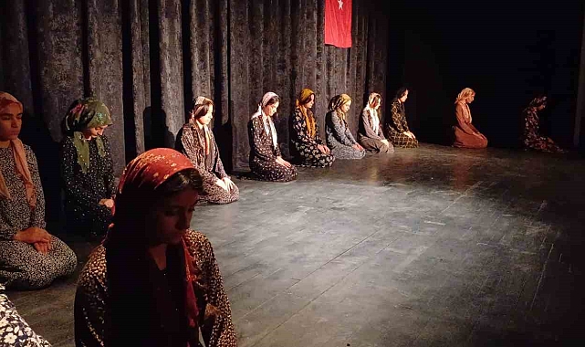 Muş'ta 18 Mart Şehitleri Anma Günü ve Çanakkale Zaferi'nin yıl dönümü