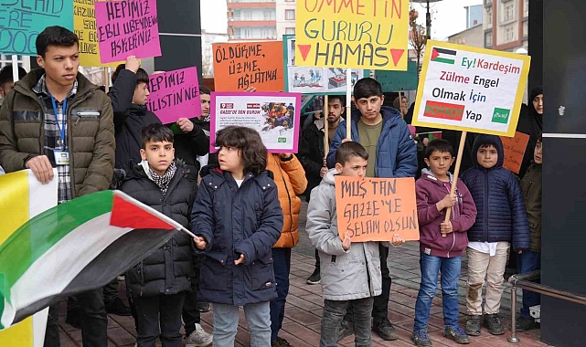 Muş'ta Peygamber Sevdalıları Platformu Gazze'ye destek için yürüdü