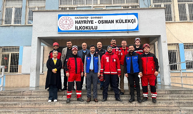 Okullarda deprem tatbikatı yapıldı