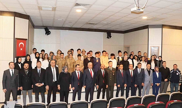 Oltu'da Çanakkale zaferi etkinliği