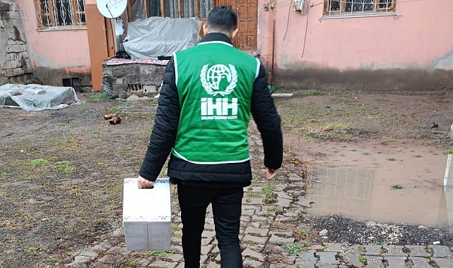 Patnos İHH' dan İhtiyaç Sahiplerine Yardım