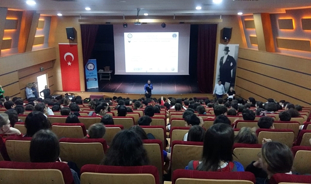 Polis ekiplerince 8 bin 959 öğrenciye eğitim verildi