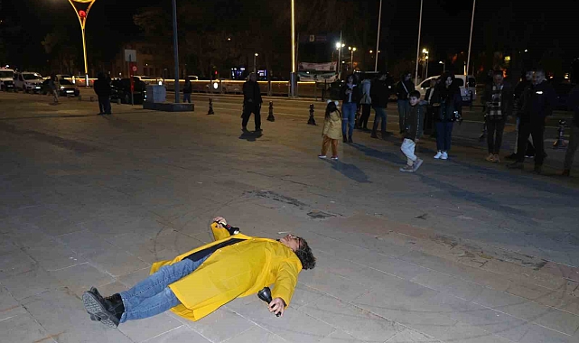 Profesör 1992 Erzincan Depremi'ne dikkat çekti, konudan habersiz olanlar polise ihbarda bulundu