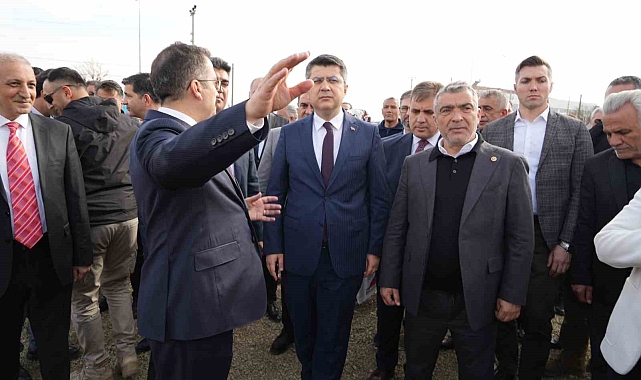 Sağlık Bakan Yardımcısı Kırbıyık, Iğdır Şehir Hastanesi inşaat alanında incelemede bulundu