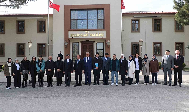 Sağlık Bilimleri Fakültesi öğrencilerinden Valiliğe ziyaret